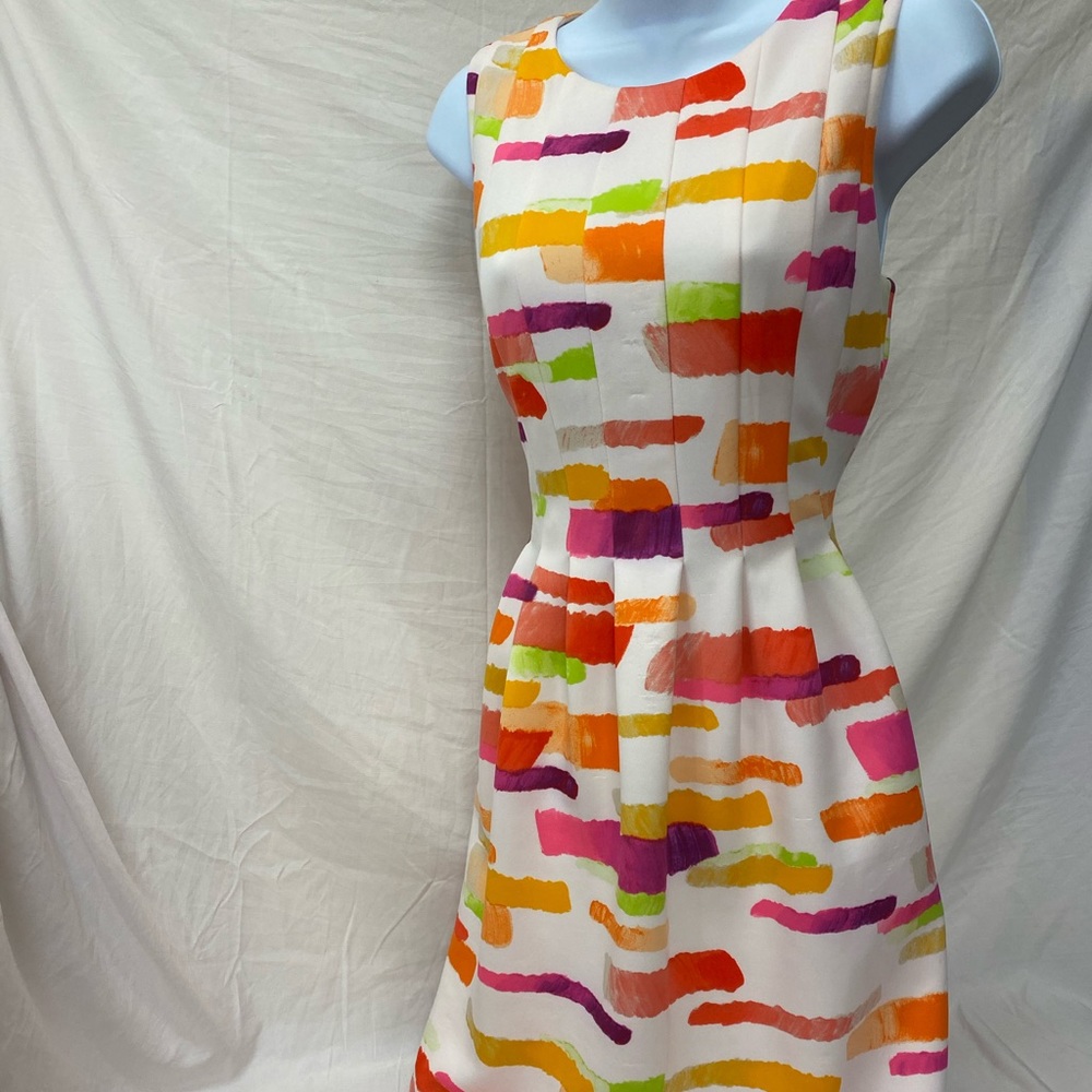 Vince camuto dress size 4